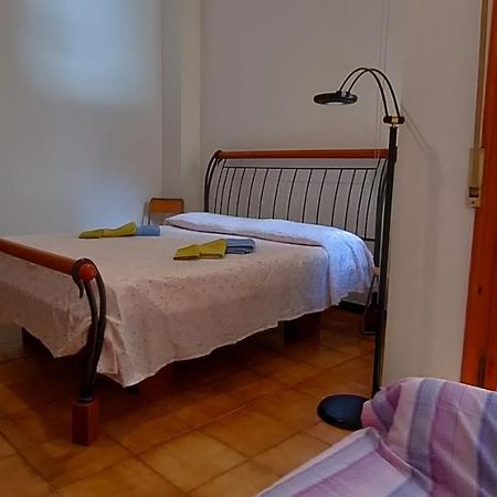 Pisa Central Station Room Rent Екстер'єр фото