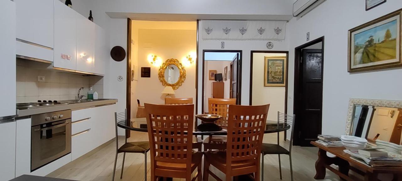 Pisa Central Station Room Rent Екстер'єр фото