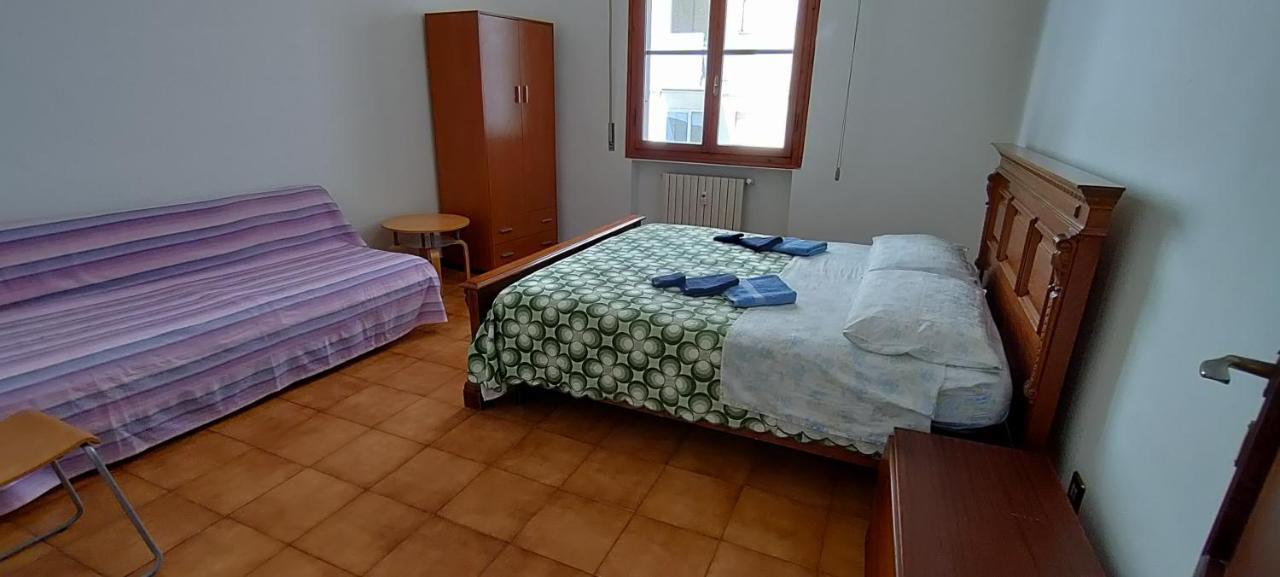 Pisa Central Station Room Rent Екстер'єр фото